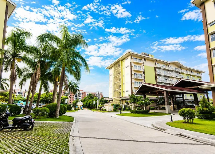 Aparthotel Modern With Free Pool, Gym, Wi-fi & Netflix